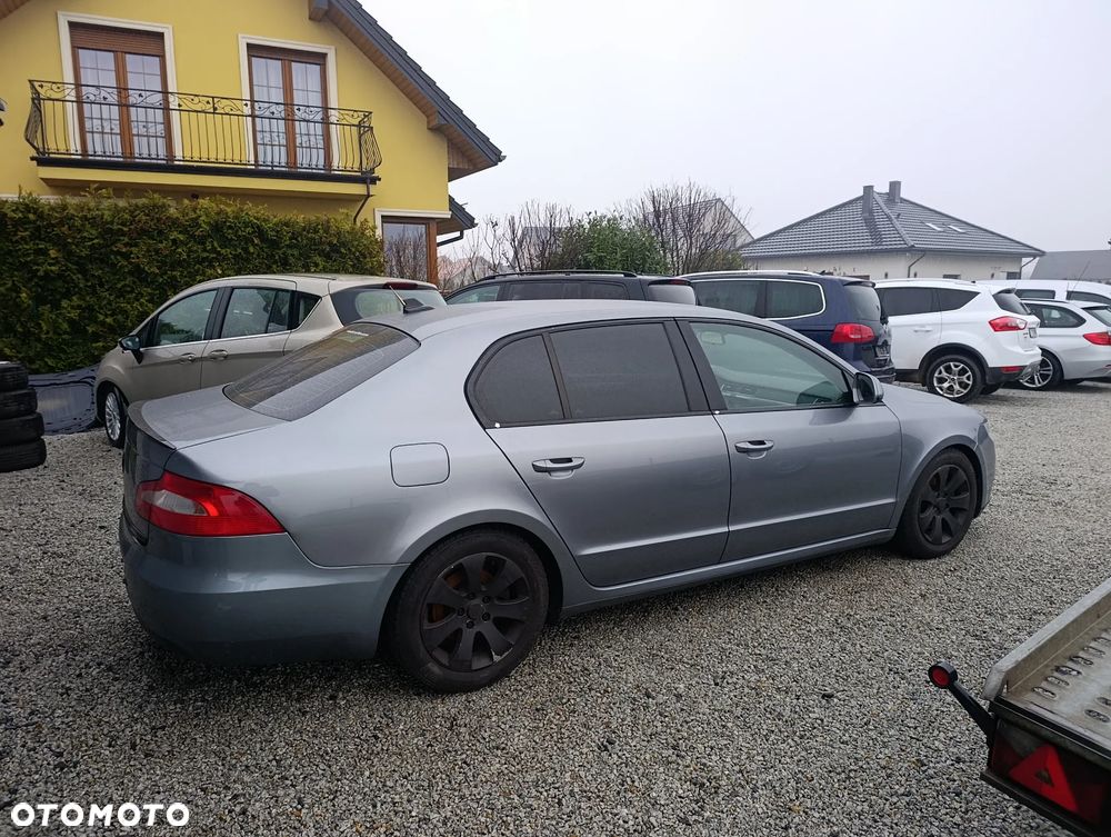 Skoda Superb 1.8 TSI Exclusive - 3