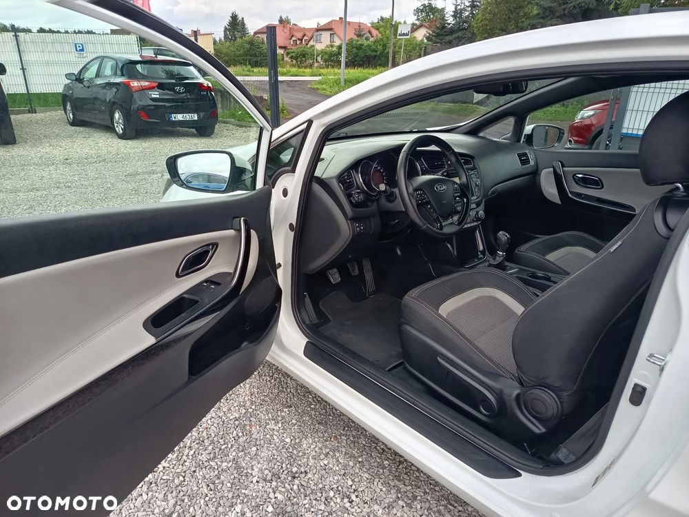 Kia ProCeed 1.6 CRDi ISG Spirit - 14