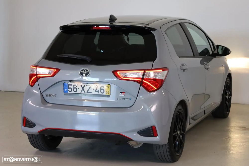 Toyota Yaris 1.5 HSD GR Sport - 23