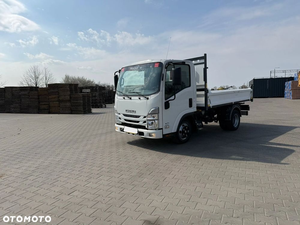 Isuzu N1R - 2