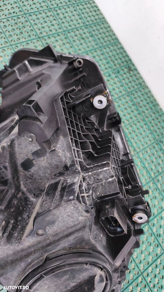 Far drapta  stanga BMW F20 F21 Halogen 7229686  7229685( provine de pe masina volan dreapta) - 4