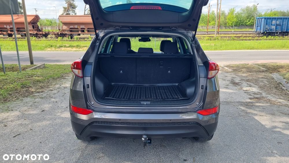 Hyundai Tucson blue 1.6 GDi 2WD Navi - 17