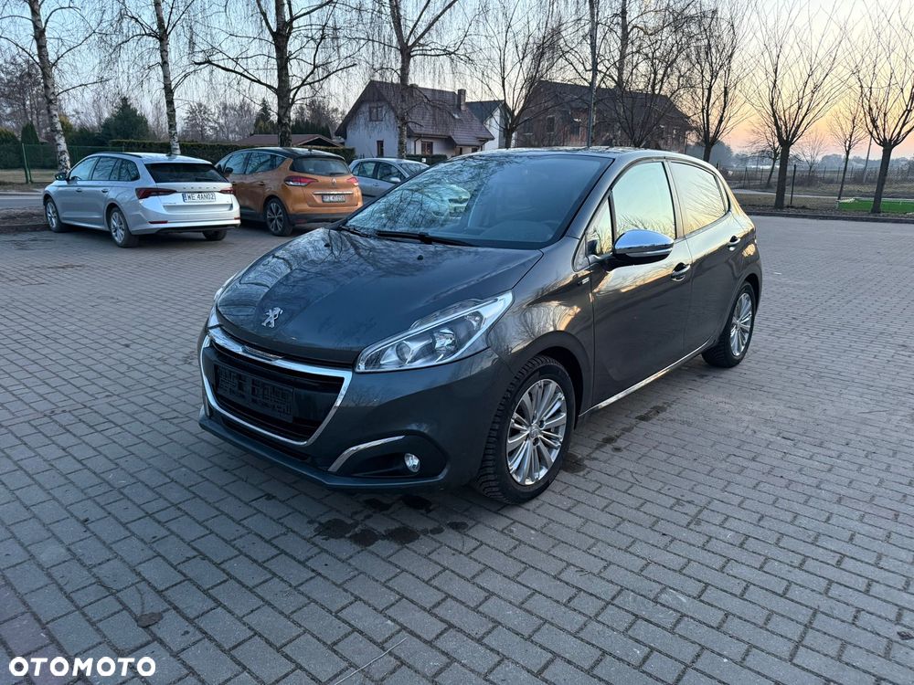 Peugeot 208 1.2 PureTech Style - 6