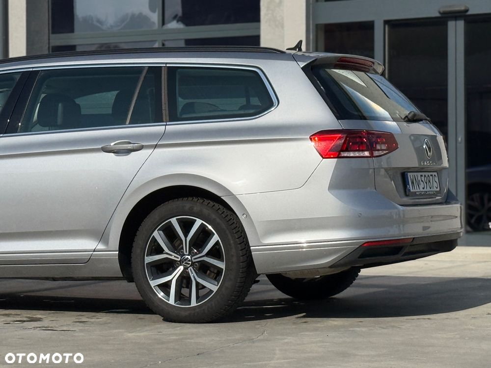Volkswagen Passat Variant 2.0 TDI Business DSG - 13