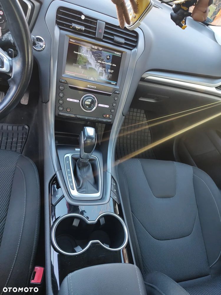 Ford Mondeo 2.0 TDCi Titanium PowerShift - 12