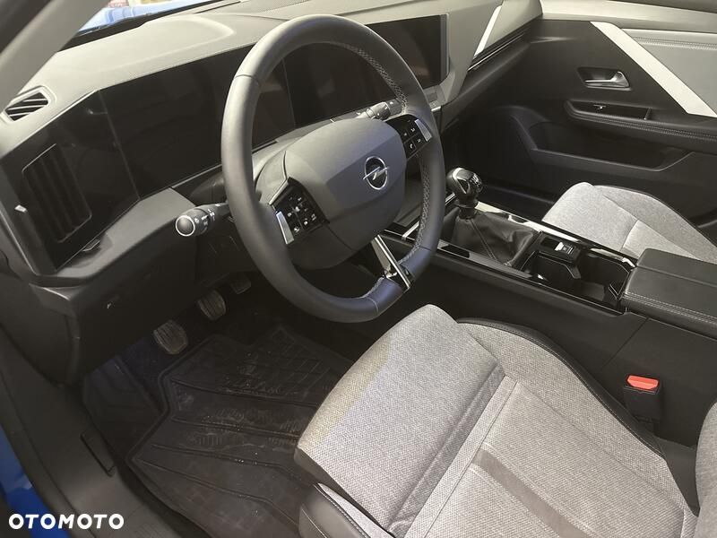 Opel Astra - 10