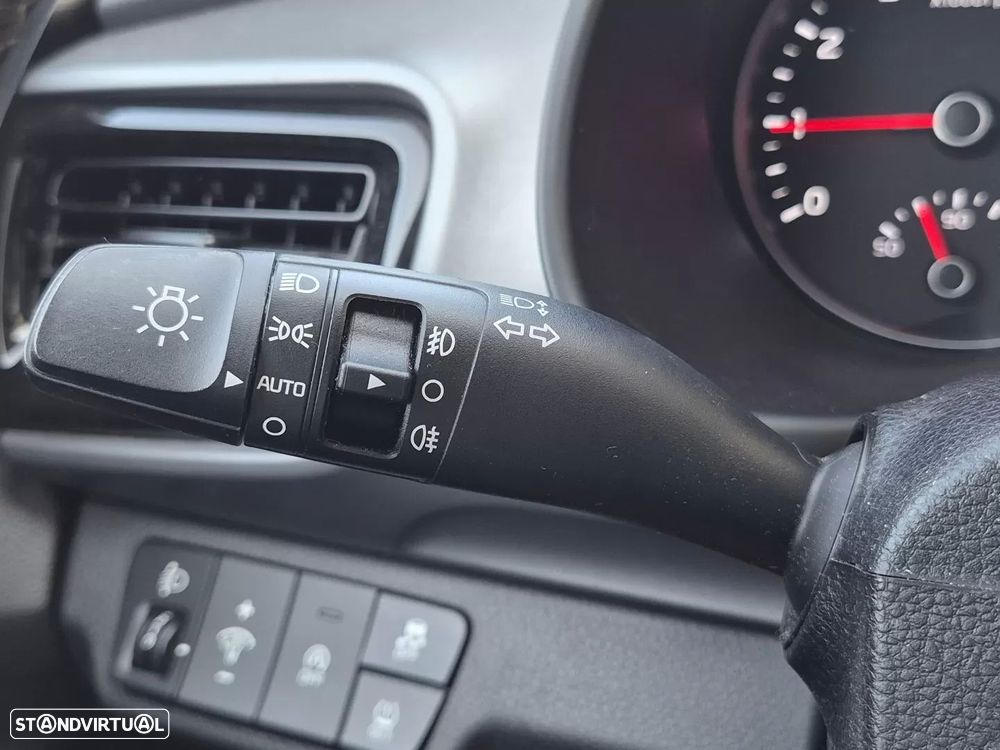 Kia Stonic 1.0 T-GDi Wave - 16