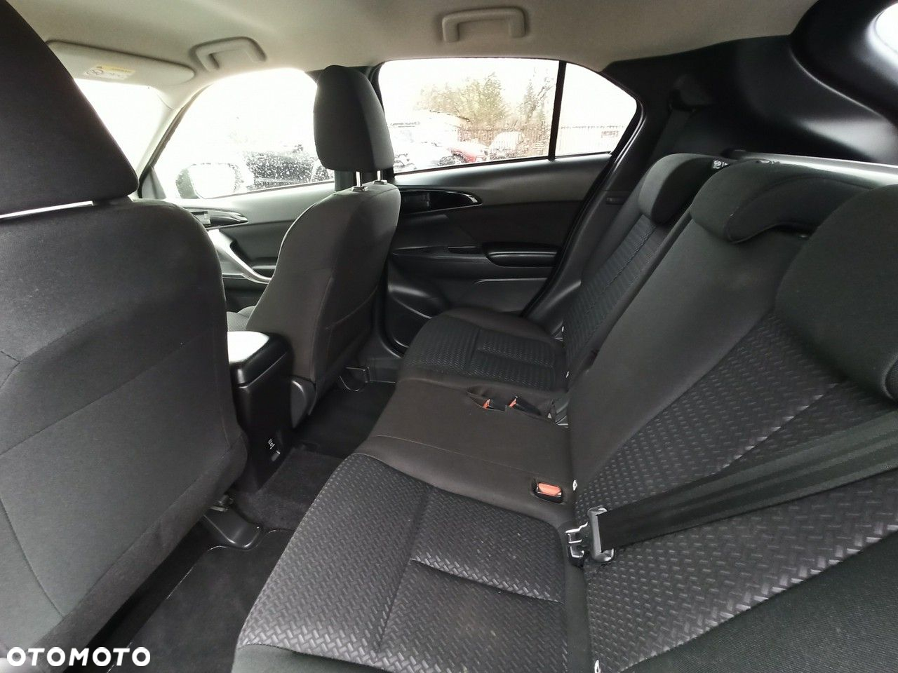 Mitsubishi Eclipse Cross - 9