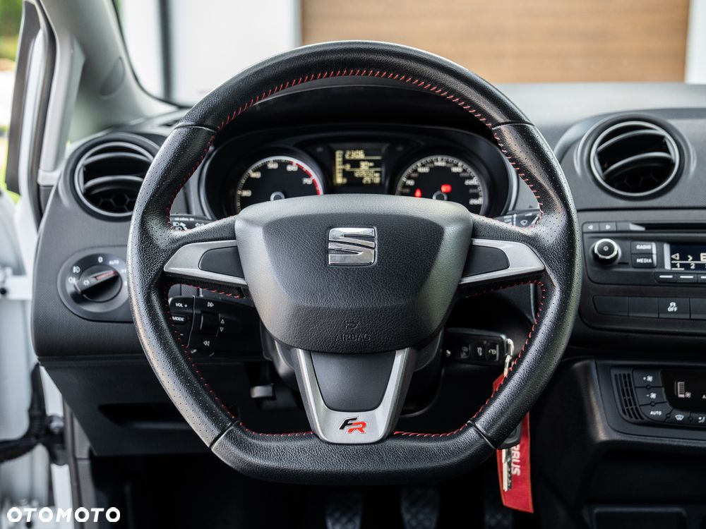 Seat Ibiza 1.2 TSI FR - 28