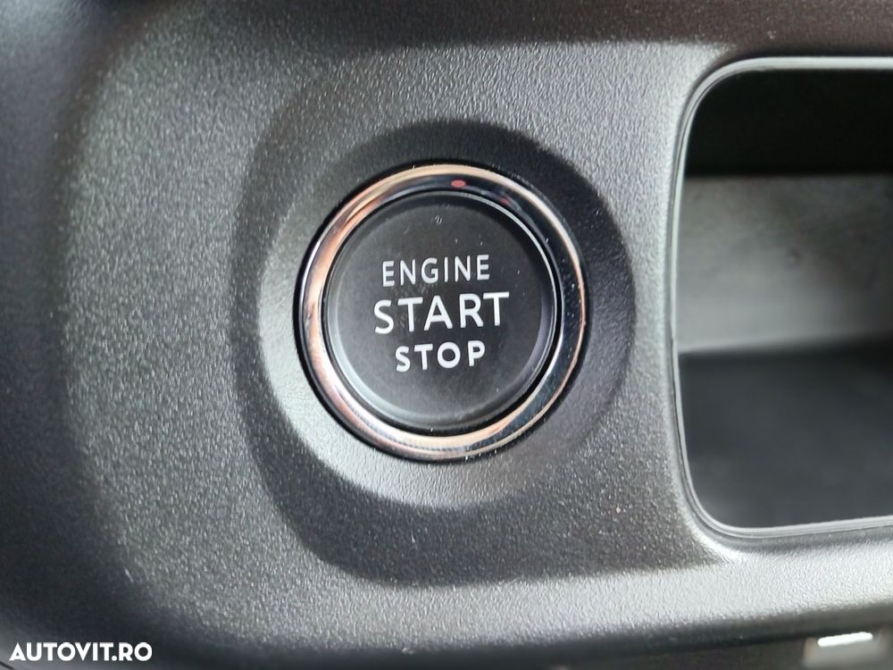 Citroën C3 1.2 PureTech S&S EAT6 Shine - 19