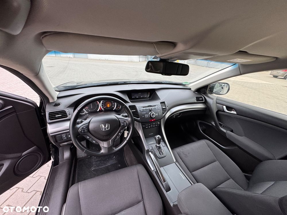 Honda Accord 2.0 Automatik Elegance Advantage - 11