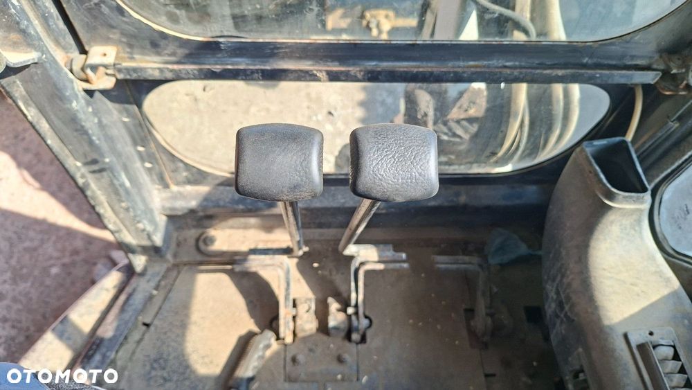 Bobcat 428 G - 12