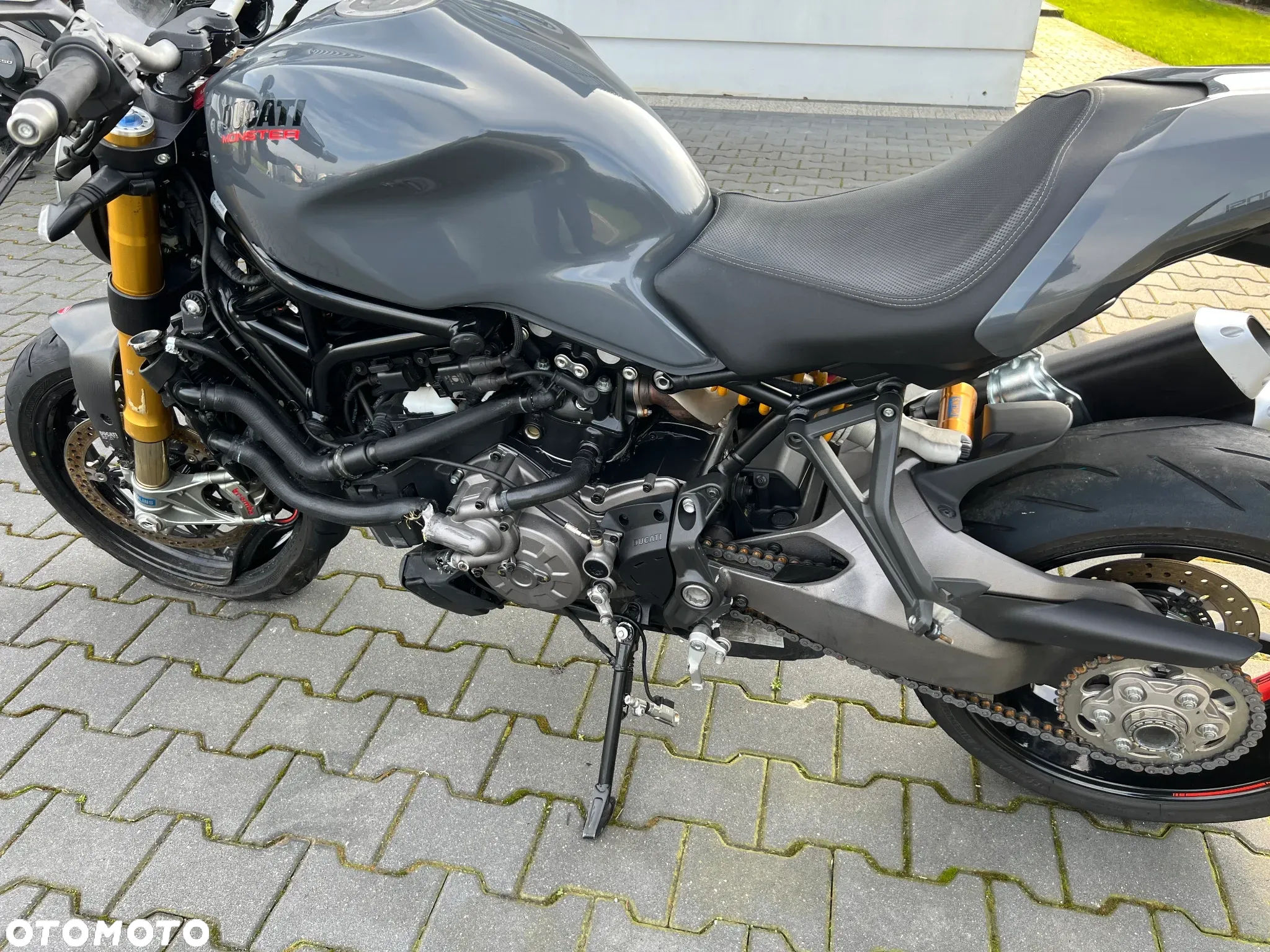 Ducati Monster - 20