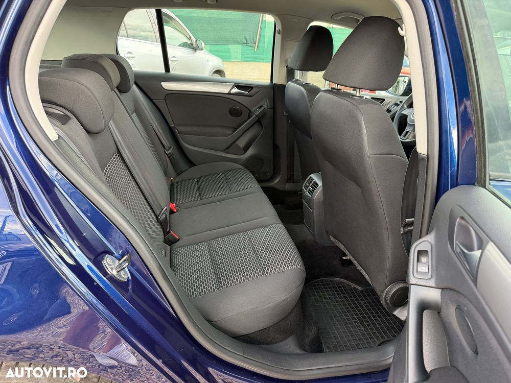 Volkswagen Golf 1.6 Comfortline - 6