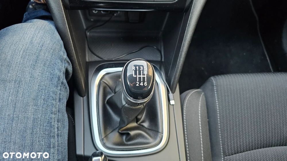 Renault Megane TCe 115 GPF ZEN - 34