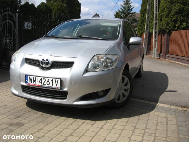 Toyota Auris 1.6 Luna - 4