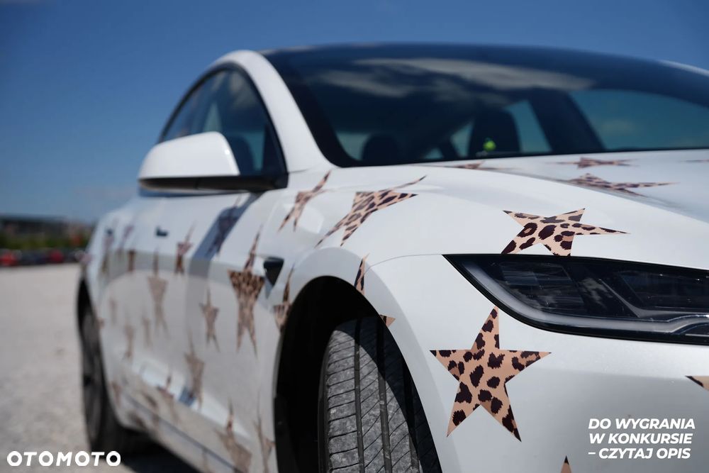 Tesla Model 3 - 5