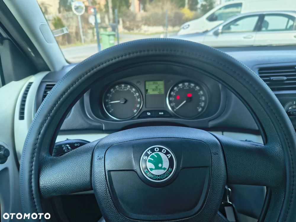 Skoda Fabia 1.6 TDI DPF STYLE EDITION - 17