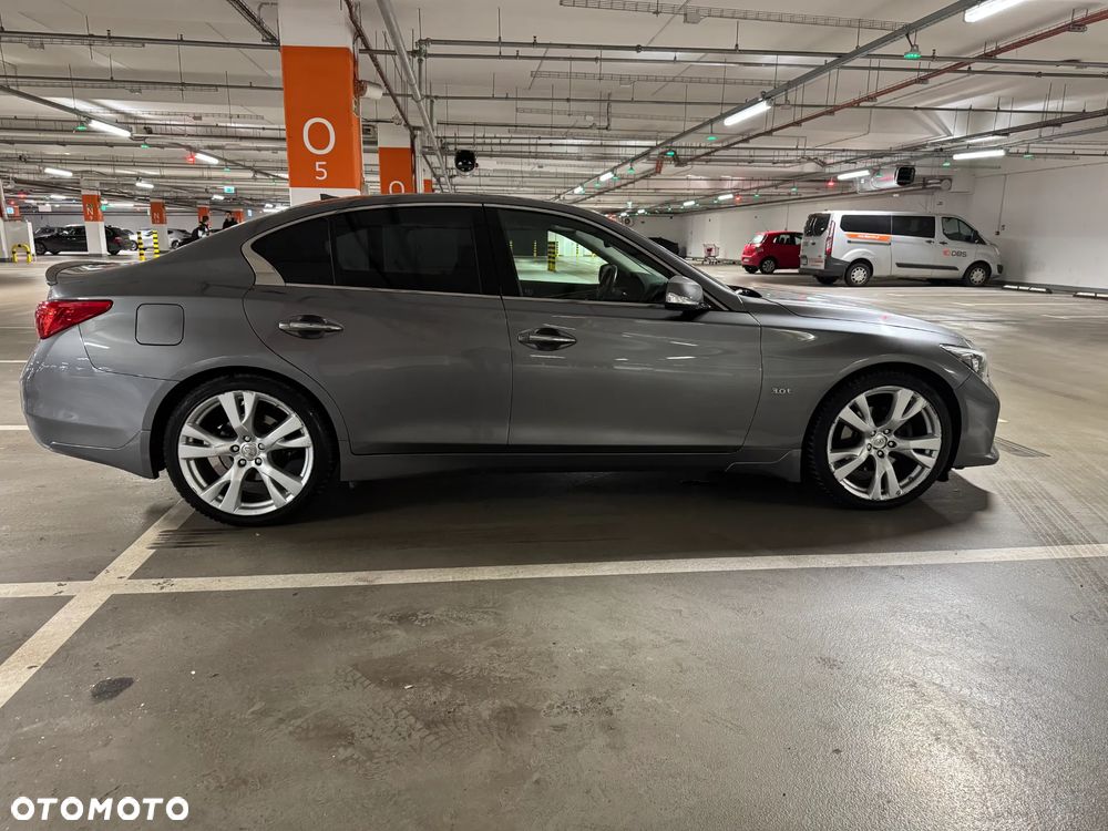 Infiniti Q50 - 8