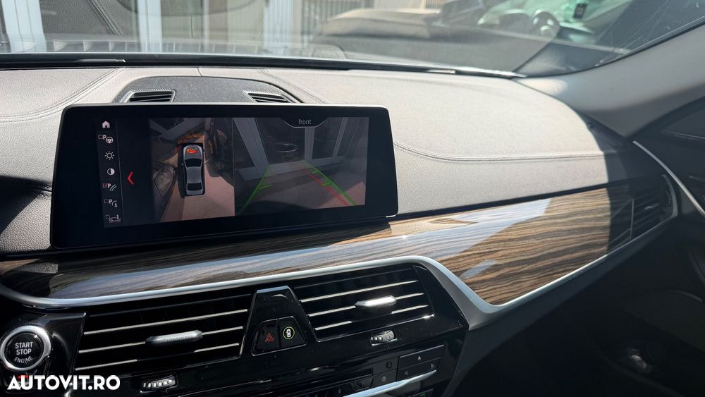 BMW Seria 5 520d xDrive AT - 12