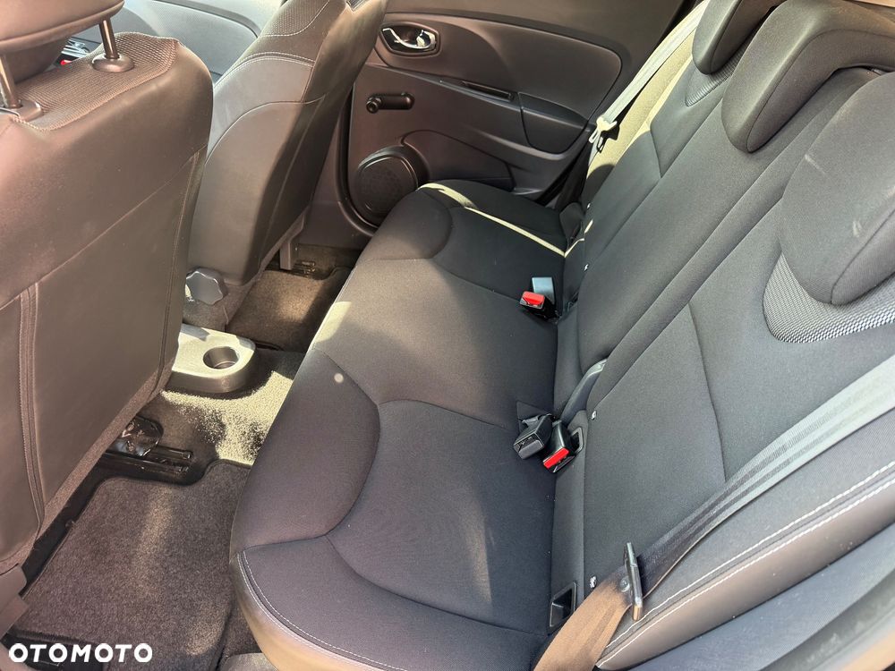 Renault Clio TCe 90 Limited - 18