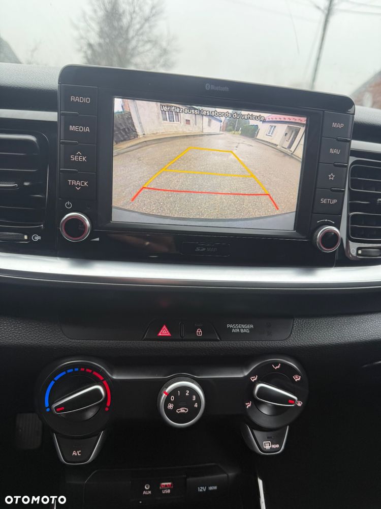 Kia Stonic 1.0 T-GDI 120 Spirit - 21