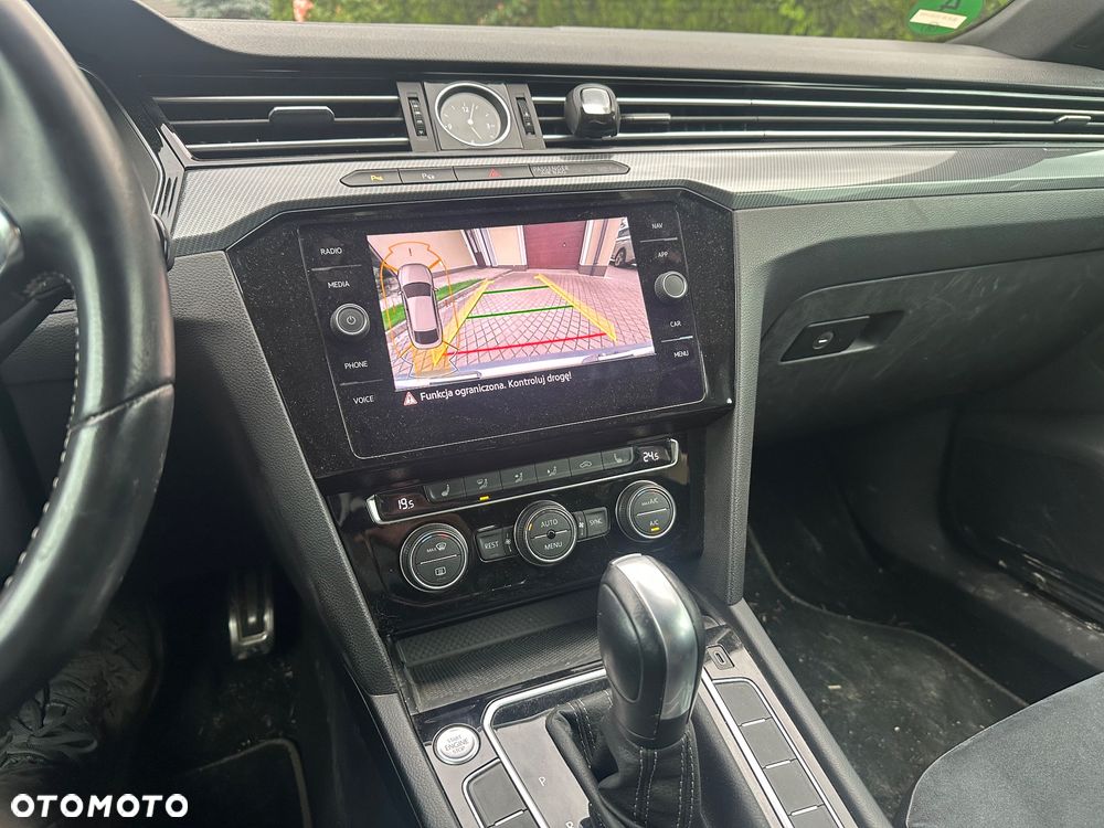 Volkswagen Arteon 2.0 TDI SCR DSG R-Line Edition - 16