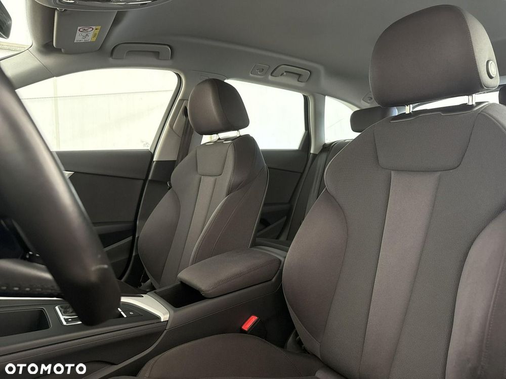 Audi A4 Allroad - 12