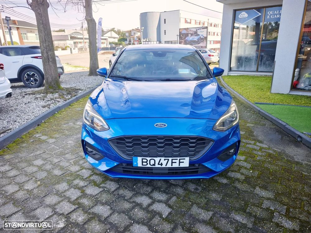 Ford Focus 1.0 EcoBoost S&S ST-LINE DESIGN - 2