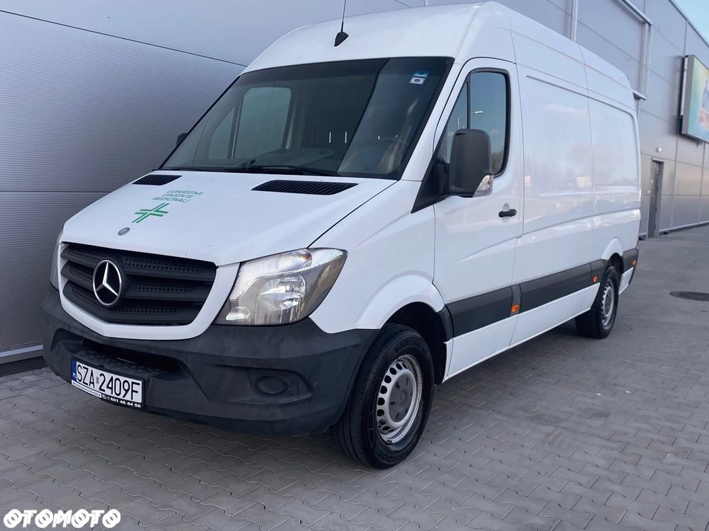 Mercedes-Benz Sprinter - 1