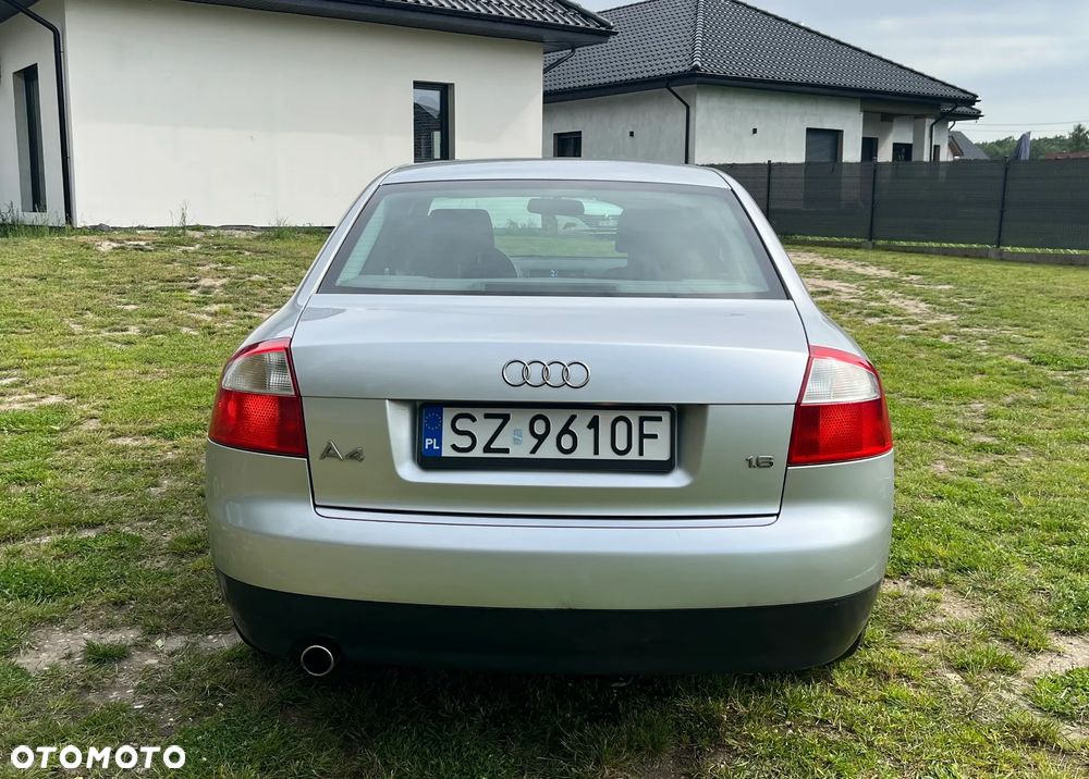 Audi A4 Limousine - 5