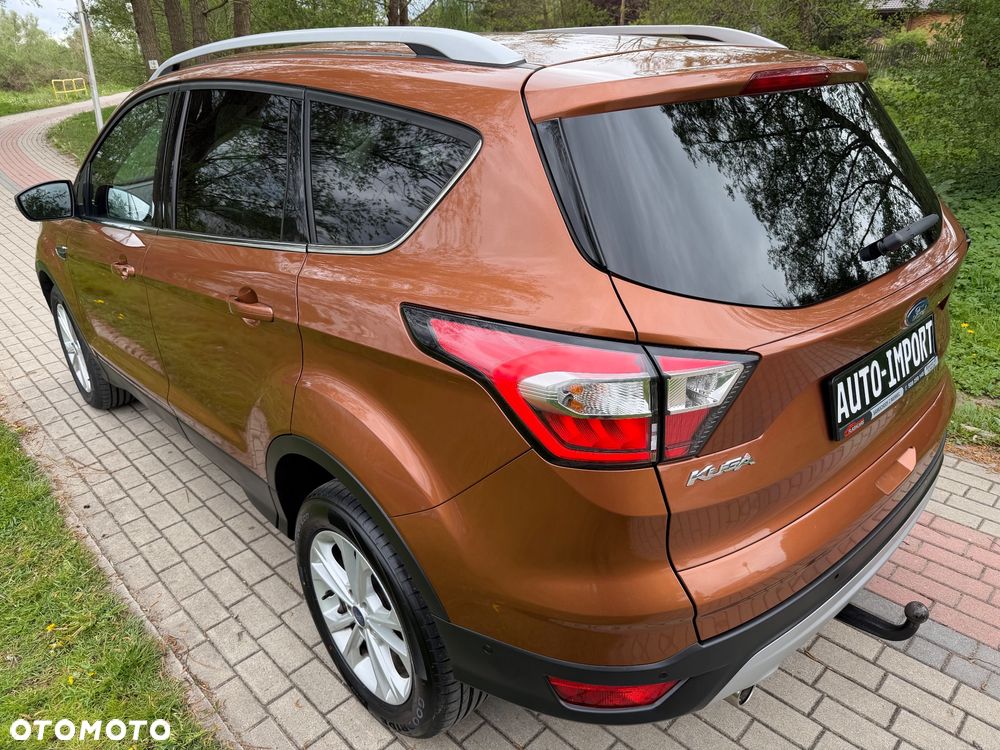 Ford Kuga 2.0 TDCi 2x4 Titanium - 30