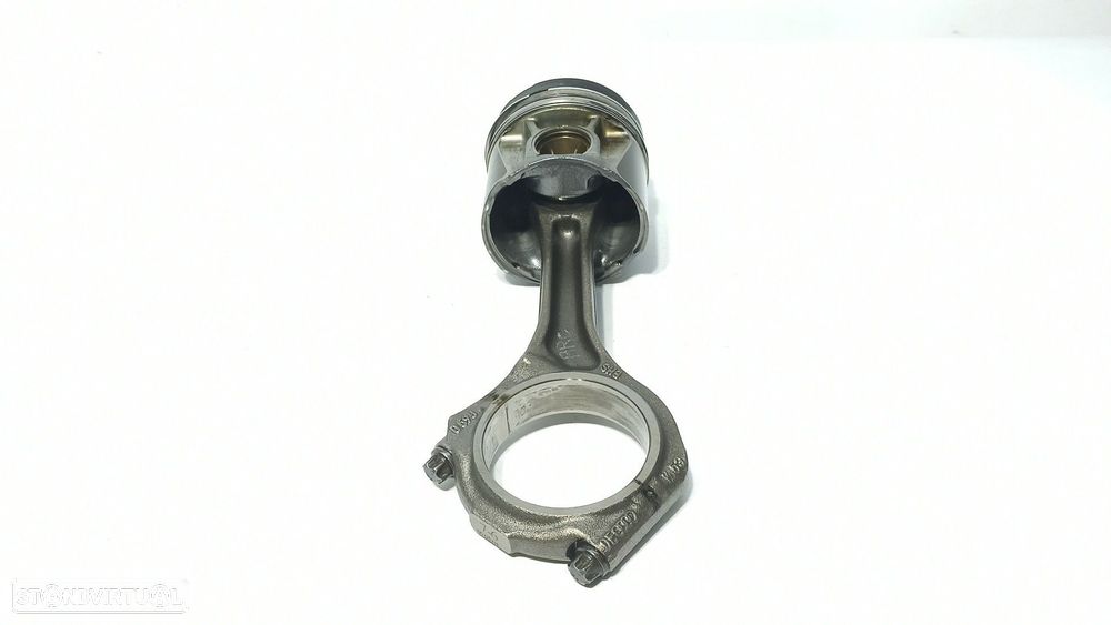 BIELA AUDI A4 CABRIO (8H) 2.5 TDI - 8