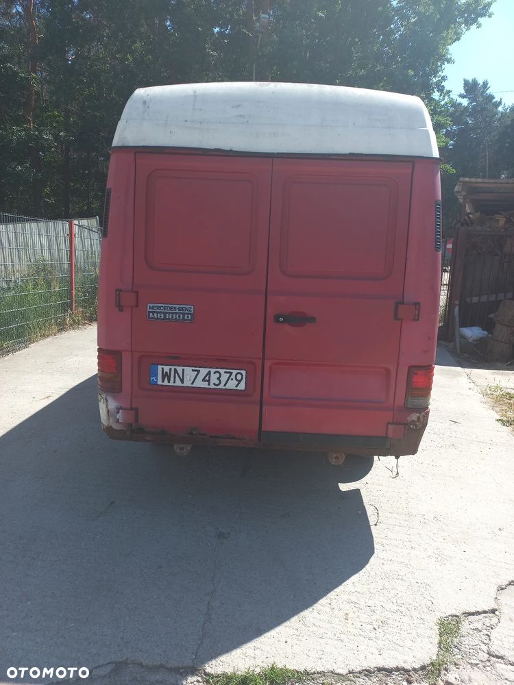 Mercedes-Benz MB 100 - 5