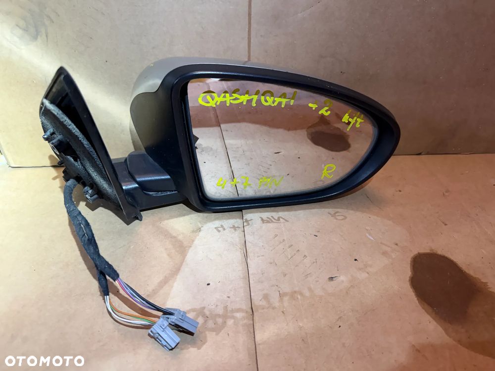 Lusterko prawe Nissan Qashqai J10 +2 lift 11pin (4+7) kamera OE - 1