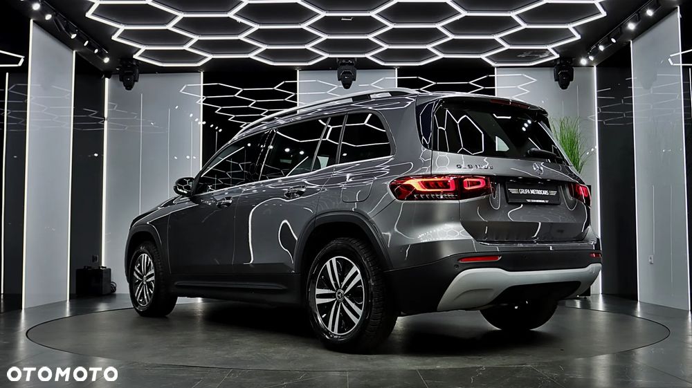 Mercedes-Benz GLB - 6