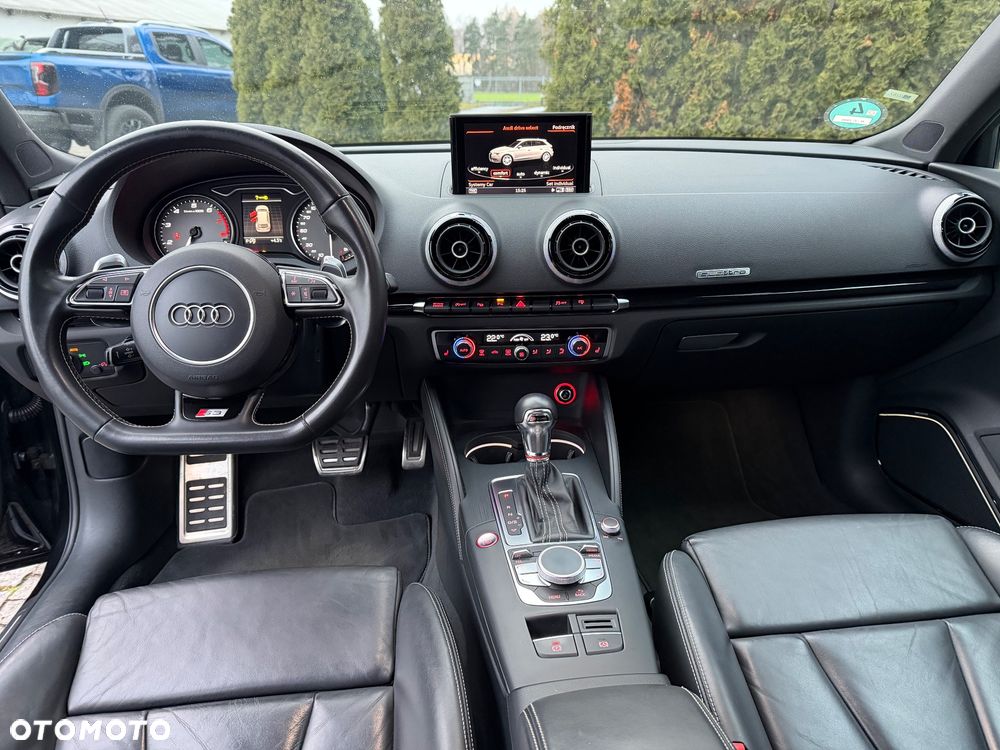 Audi S3 S tronic - 12