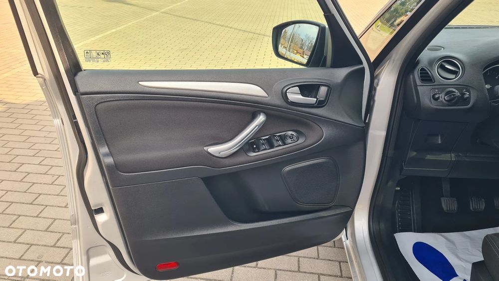 Ford Galaxy 2.0 TDCi Trend - 9
