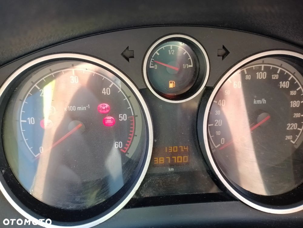 Opel Astra 1.7 CDTI 111 - 4