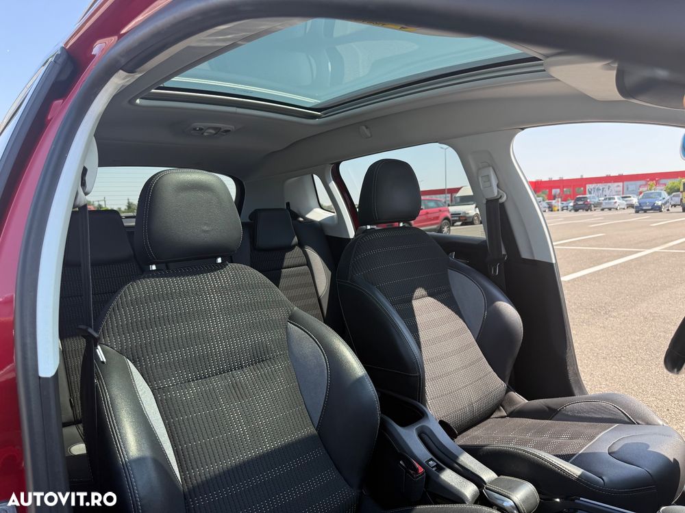 Peugeot 2008 1.2 PureTech Turbo EAT6 S&S Allure - 22