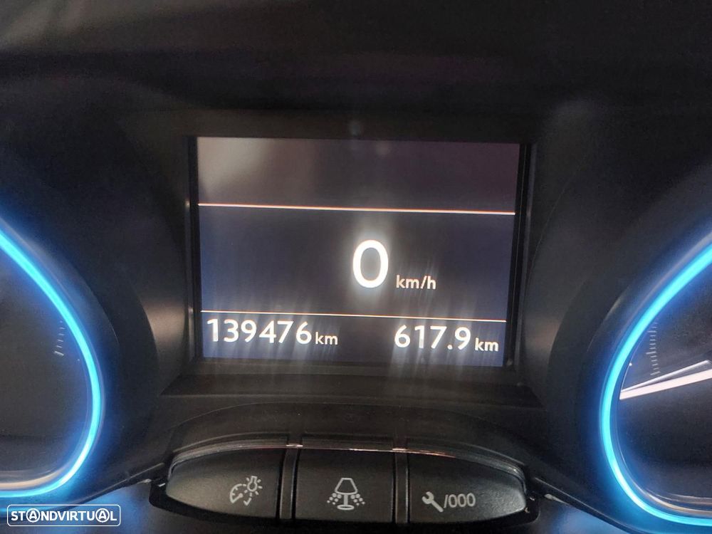 Peugeot 2008 1.2 PureTech Allure - 8