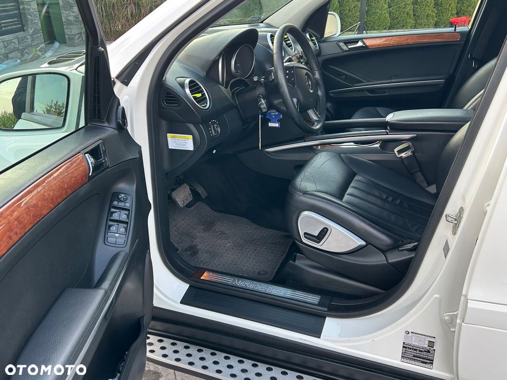 Mercedes-Benz ML 350 4-Matic - 5