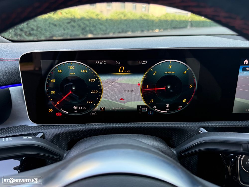 Mercedes-Benz CLA 180 d Shooting Brake 7G-DCT AMG Line - 24