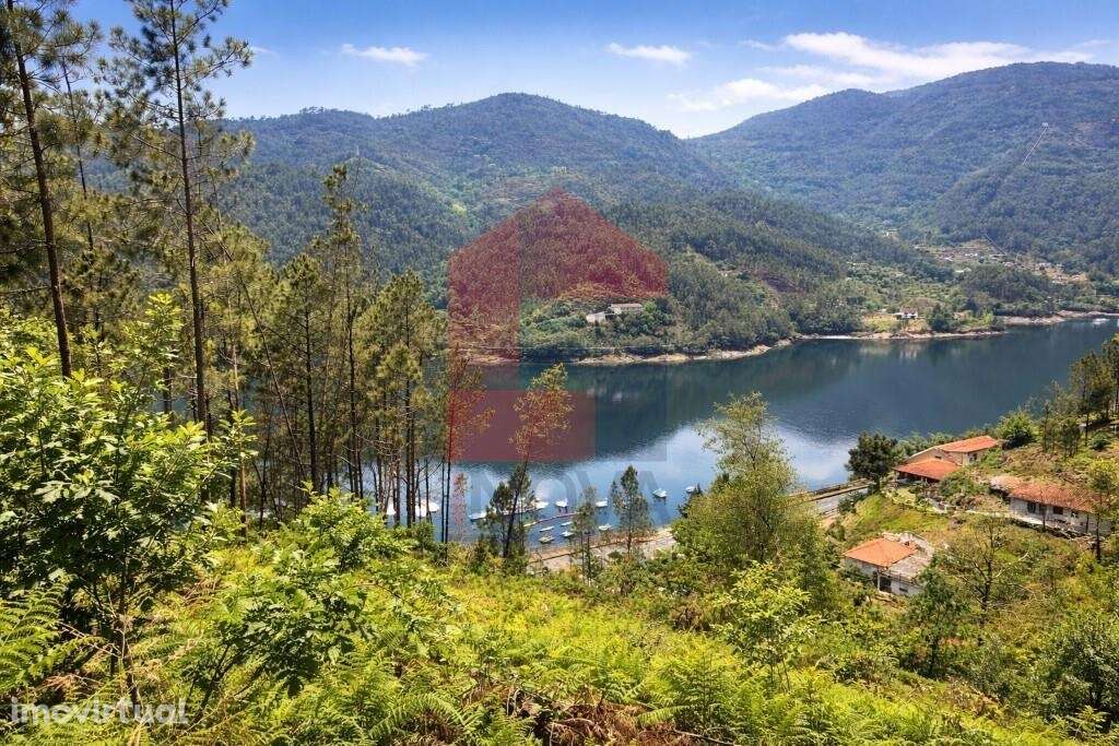 Terreno, Gerês - Grande imagem: 2/19