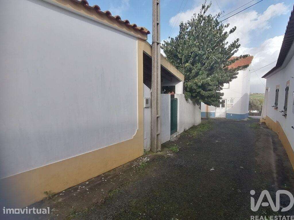 Casa de aldeia T3 em Abitureiras de 460,00 m2 - Grande imagem: 2/25