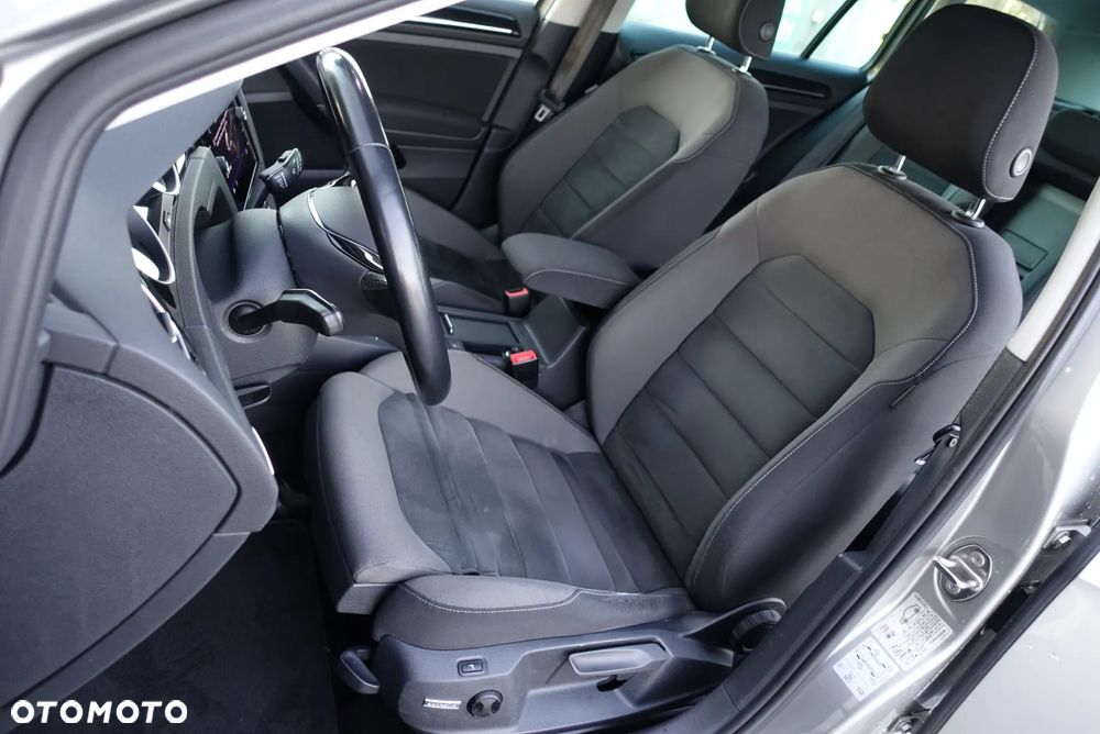 Volkswagen Golf Variant 1.5 TSI BMT Highline - 14