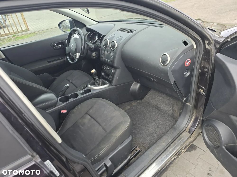 Nissan Qashqai 1.5 dCi DPF 360 - 10