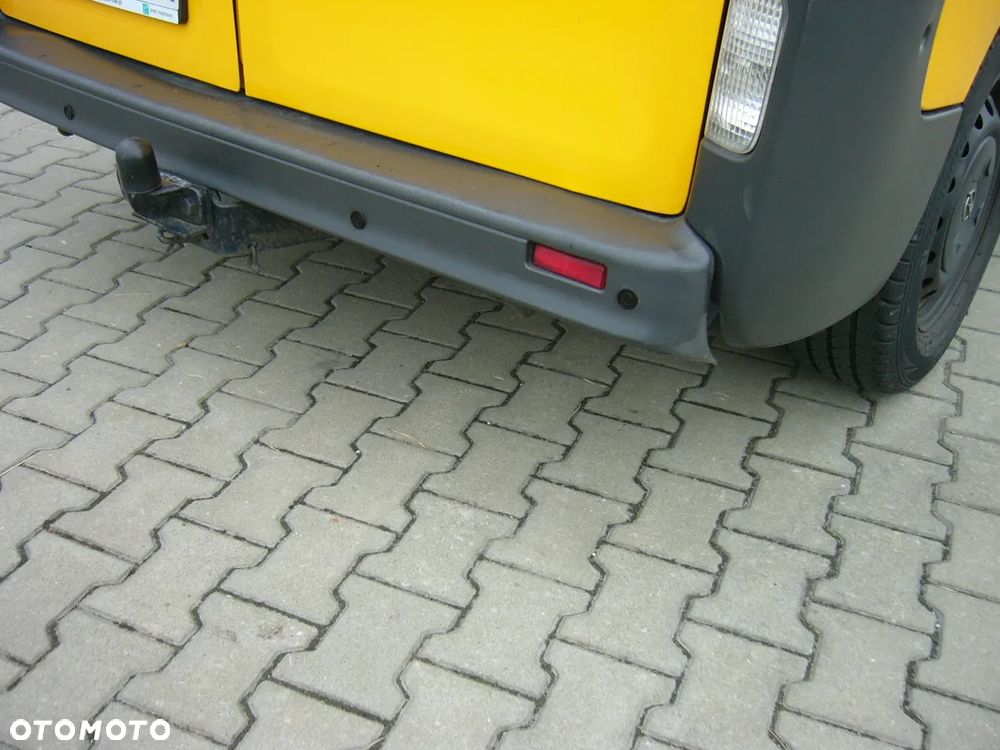 Opel Vivaro LONG 2,5 dci 115 Ps - 7