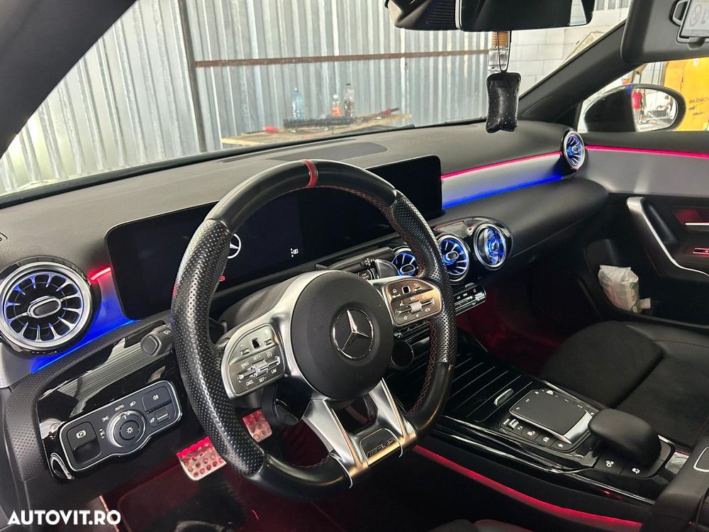Mercedes-Benz A 35 AMG 4Matic+ Aut. - 8