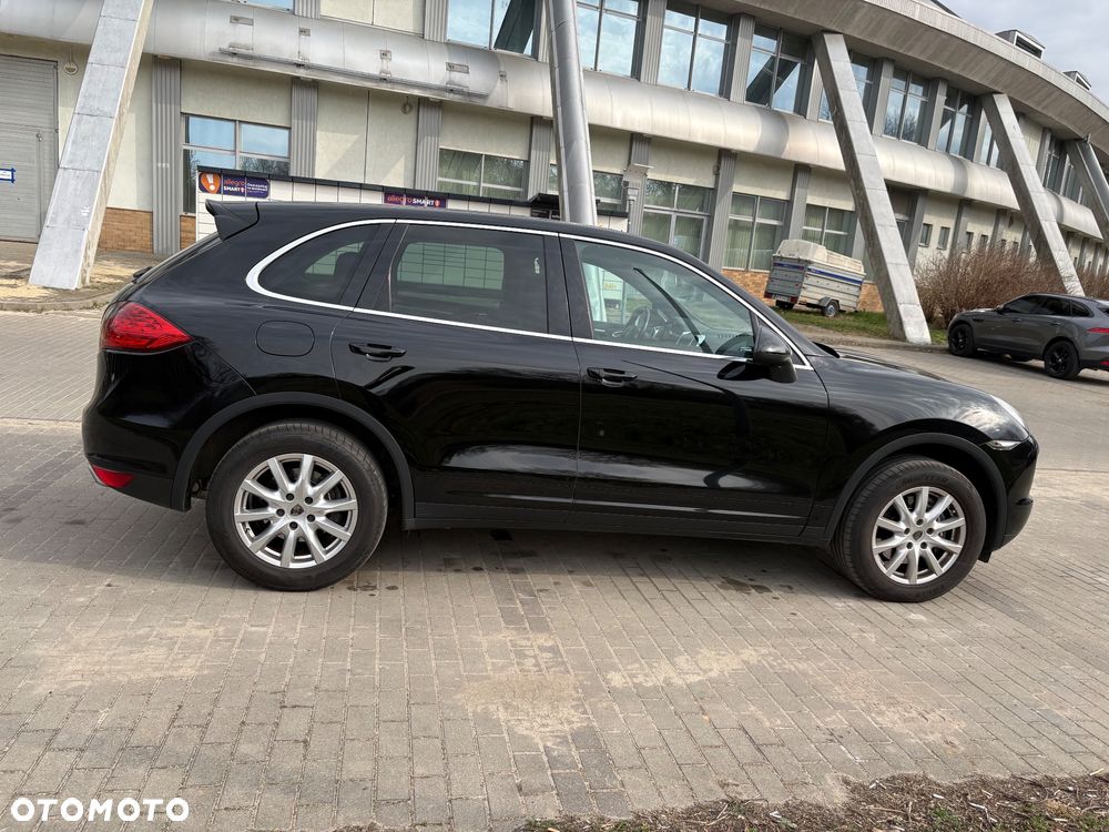 Porsche Cayenne - 14